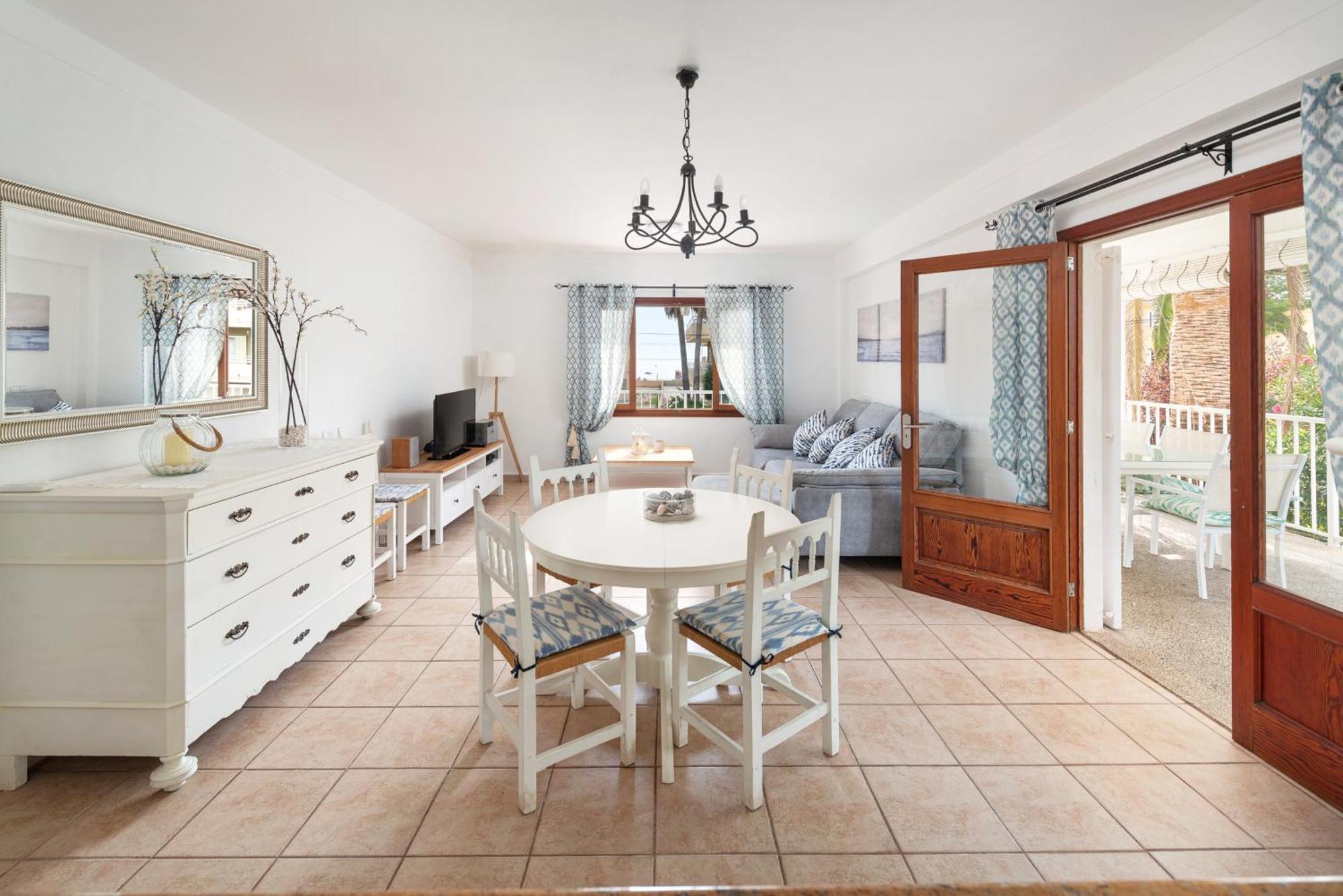 Apartment Miquelet