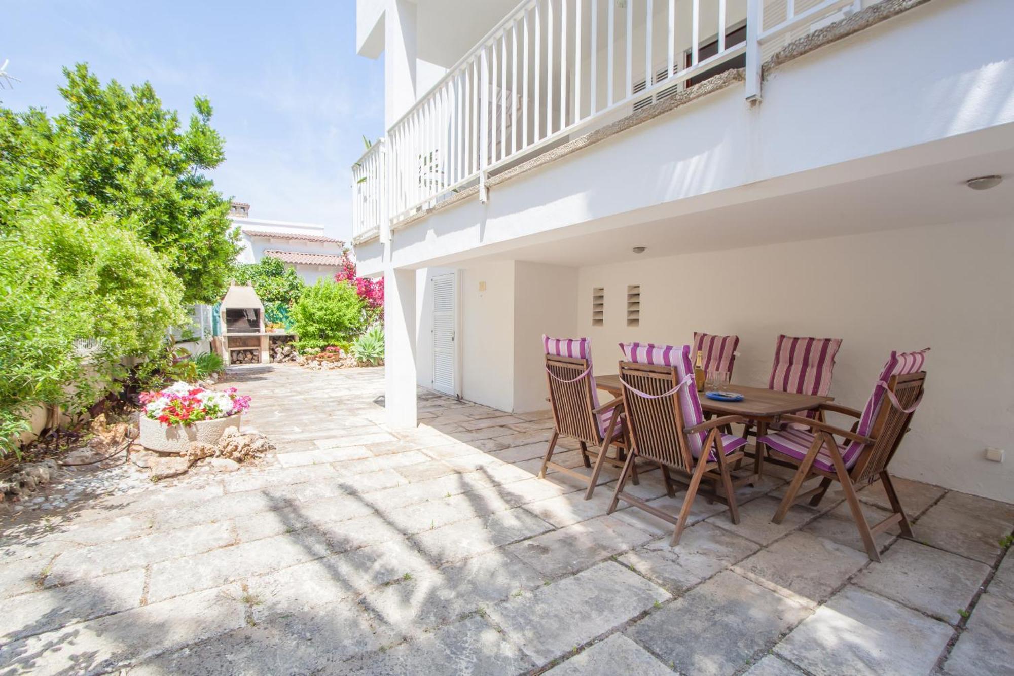 Miquelet Apartment *